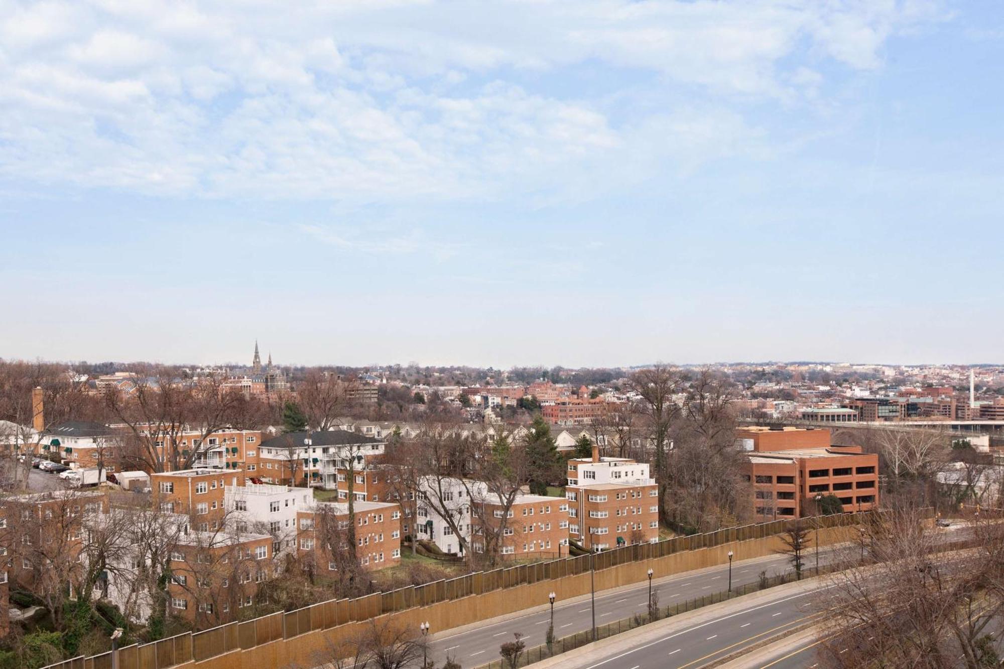 Homewood Suites By Hilton Arlington Rosslyn Key Bridge מראה חיצוני תמונה